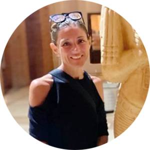 Benedetta Spada Naturopata, insegnante yoga, esperta in nutrizione e benessere